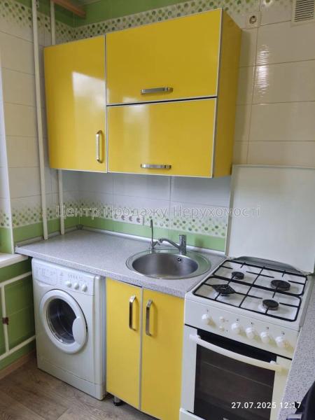 Продам 3-кімнатну квартиру