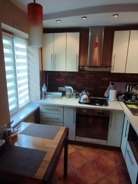 Продам 2-кімнатну квартиру