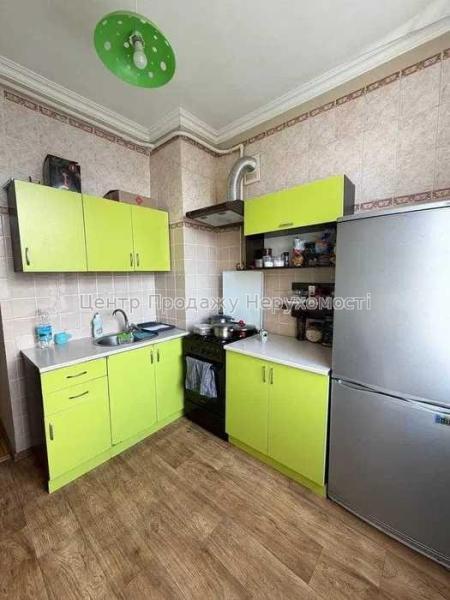 Продам 2-кімнатну квартиру