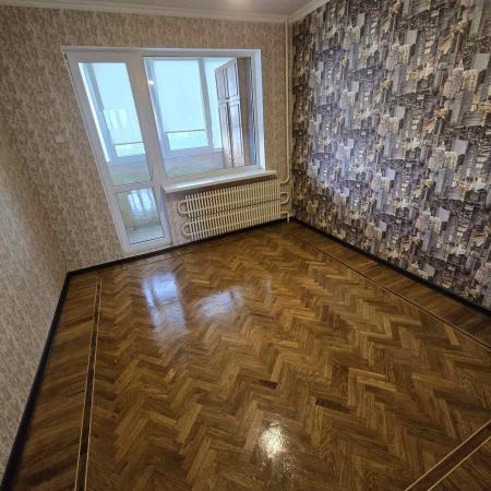Продам 4-комнатную квартиру