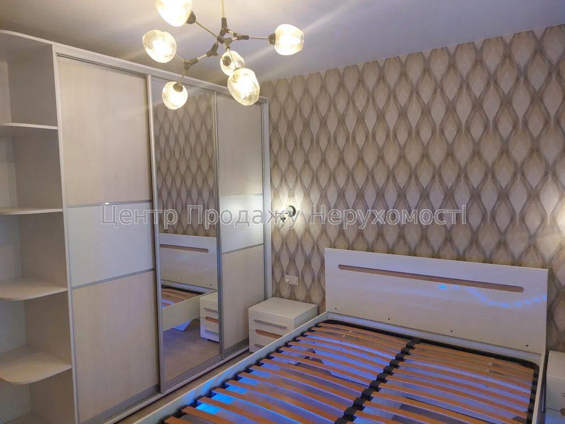 Фото Продається 1-к. кв. в ЖК 