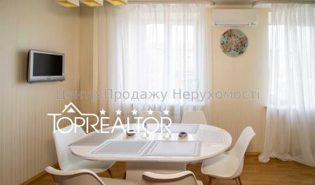 Продам 3-кімнатну квартиру