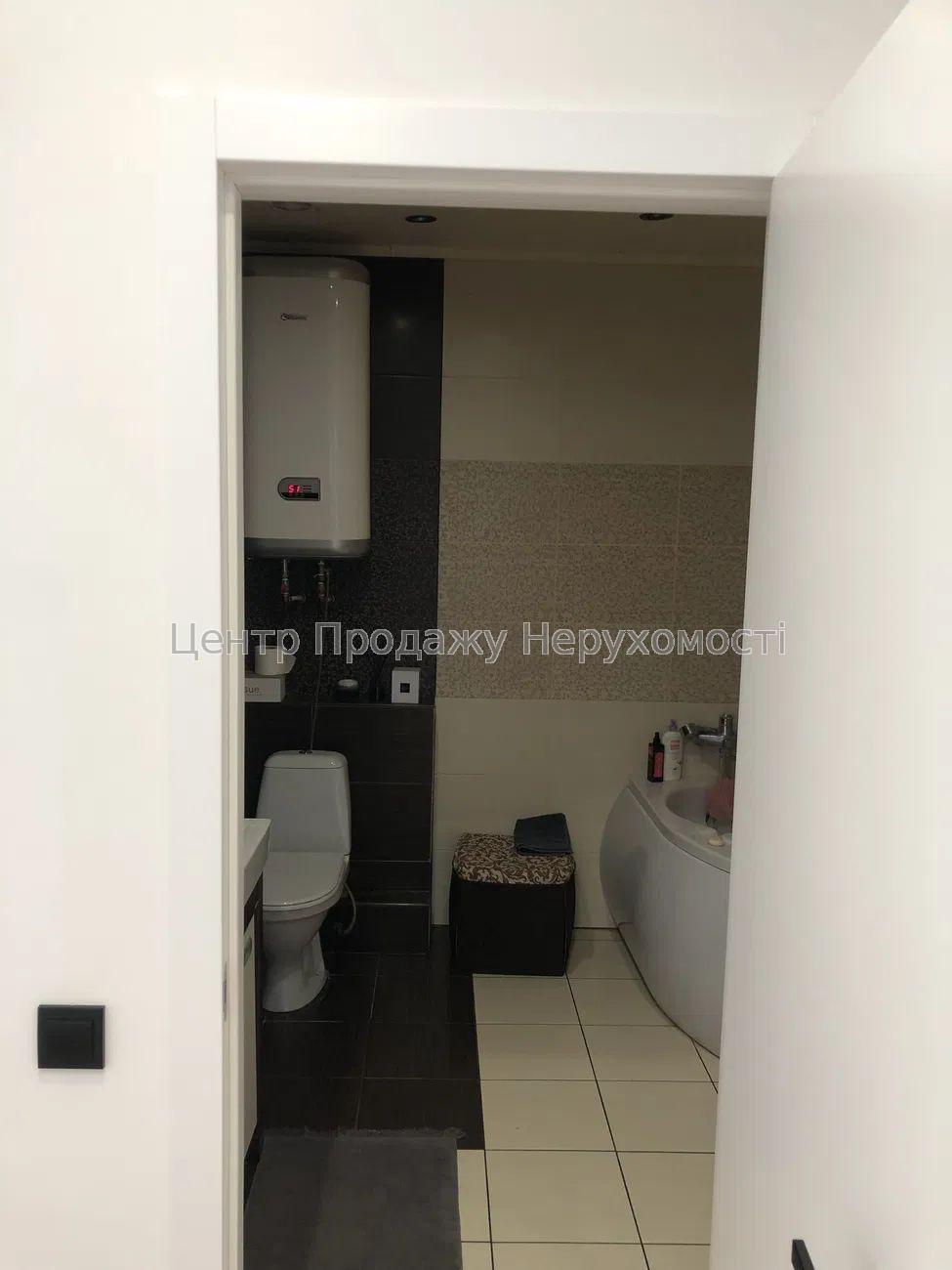 Фото Продається 3-кімнатна квартира в Харкові. ХТЗ21