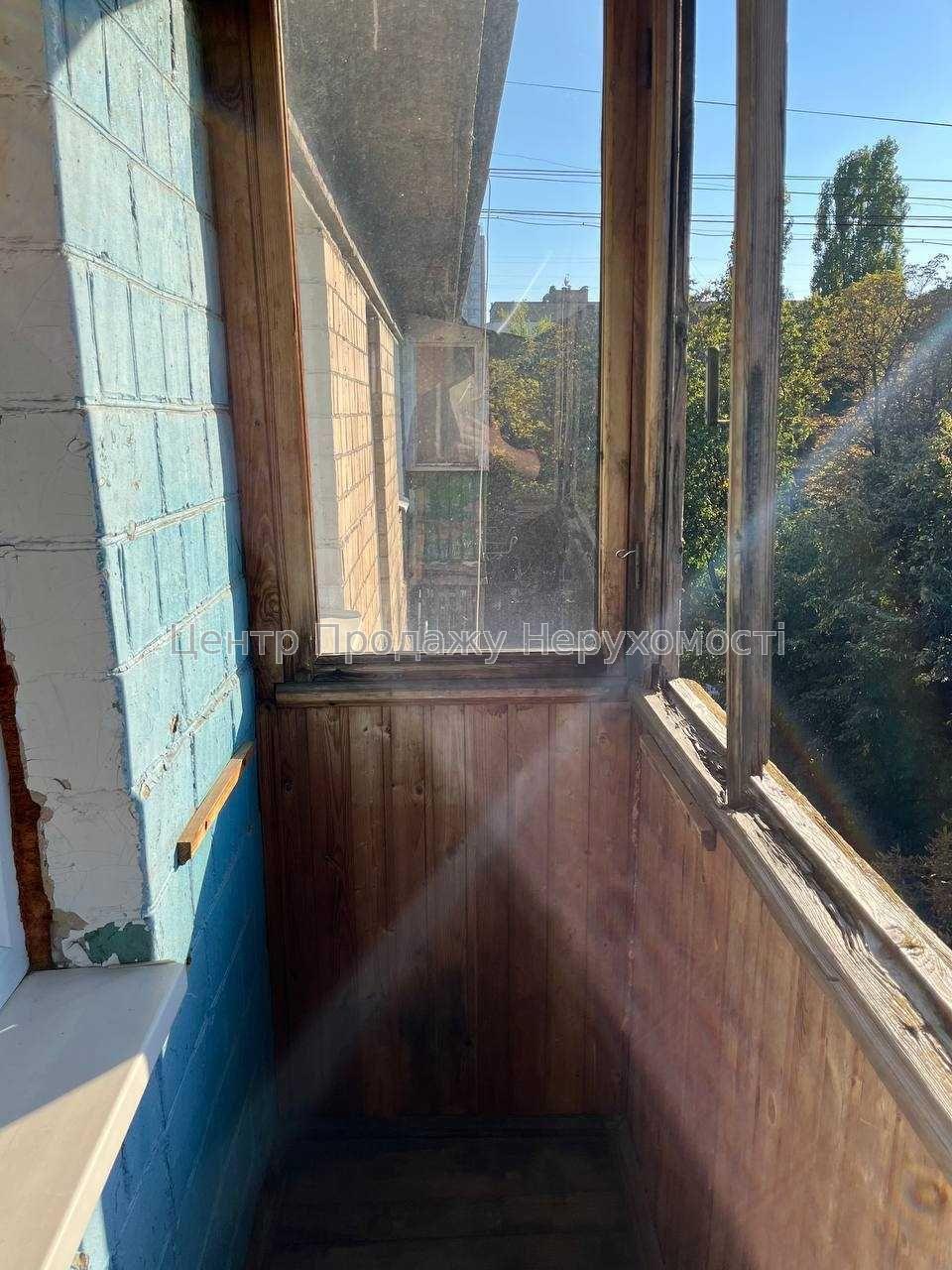 Фото Продаж 2к квартири у Києві ІВ7
