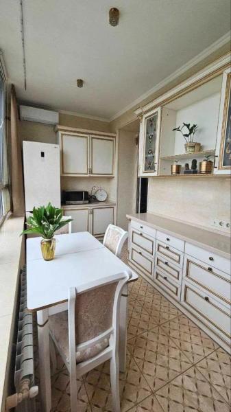 Продам 3-комнатную квартиру в новостройке