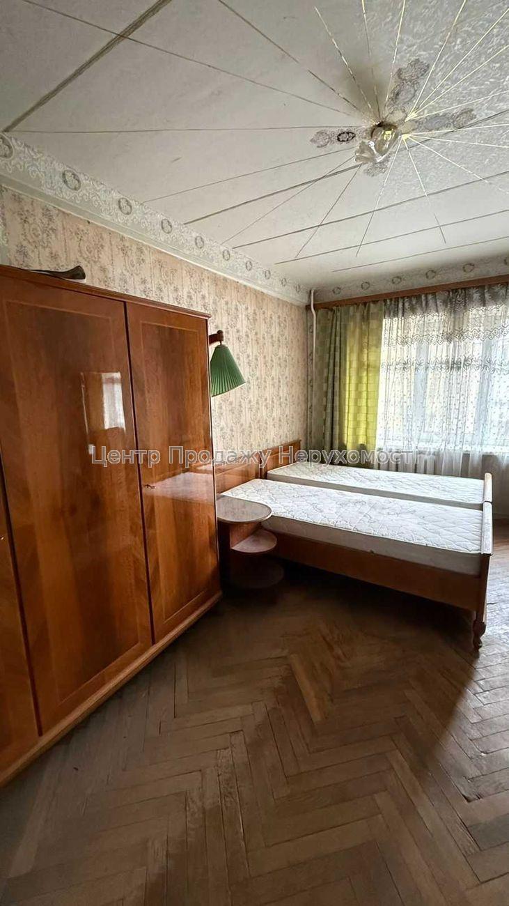 Фото Продаж 2-к.квартири біля метро Академмістечко, можна держпрограми5