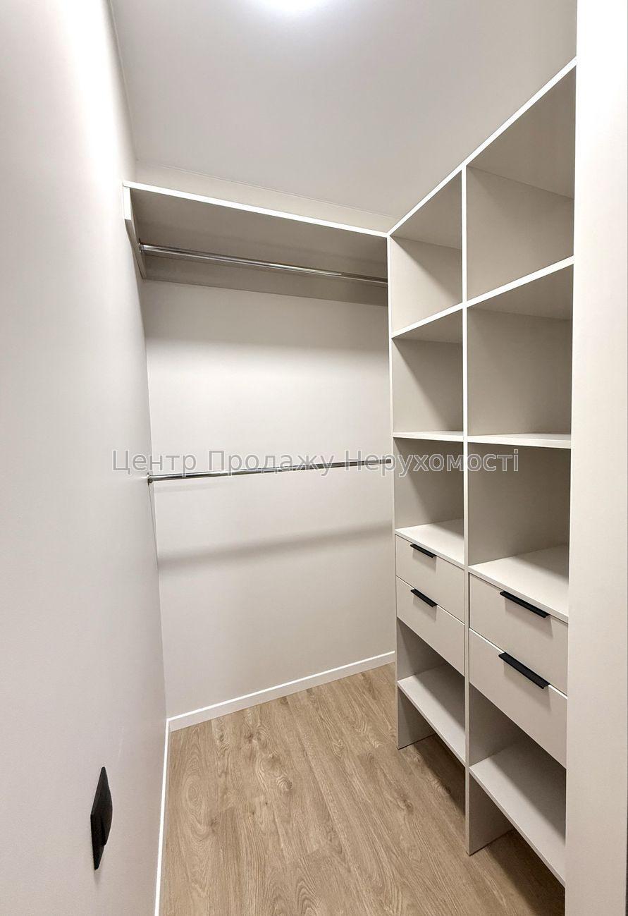 Фото Продаж 1-кімнатної квартири в ЖК 