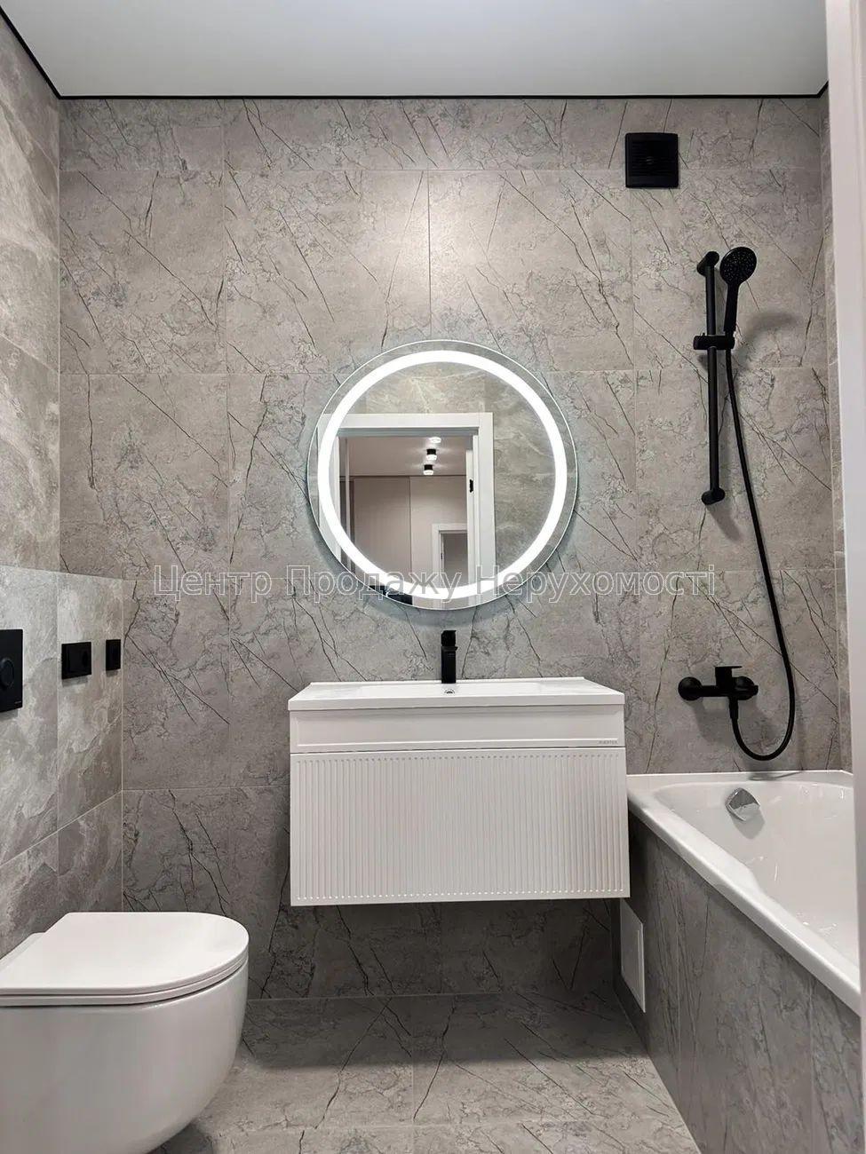 Фото Квартира 3 кімнатна в ЖК 