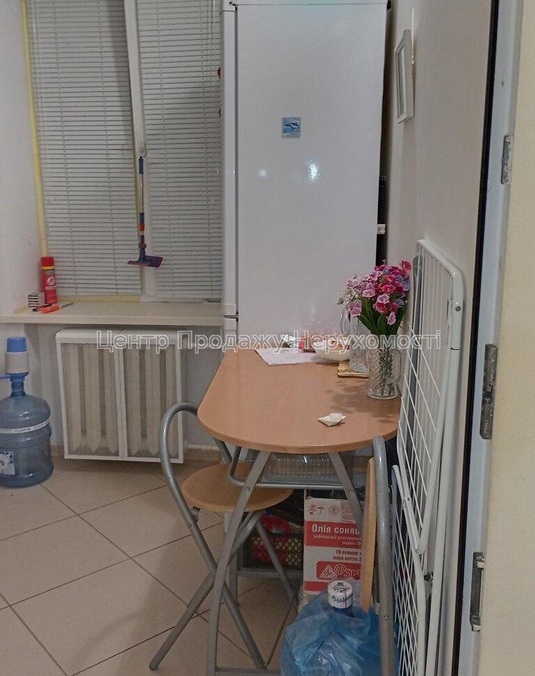 Фото Продаж 1-кімнатної квартири біля станції метро5