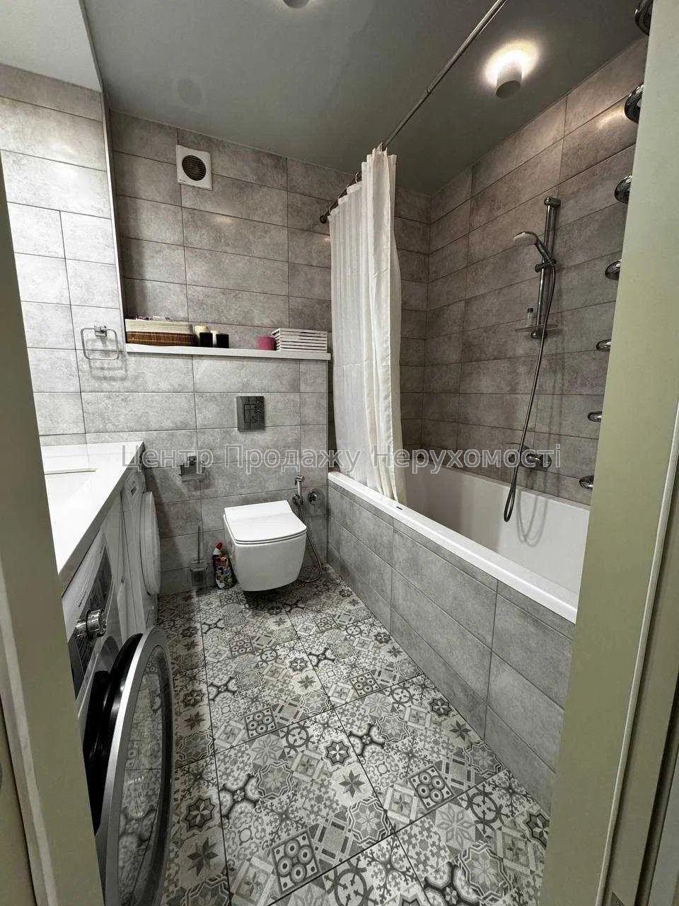 Фото Продам 3к квартиру, вул. Балакірєва, Павлово Поле8