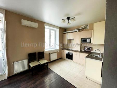 Продам 2-кімнатну квартиру