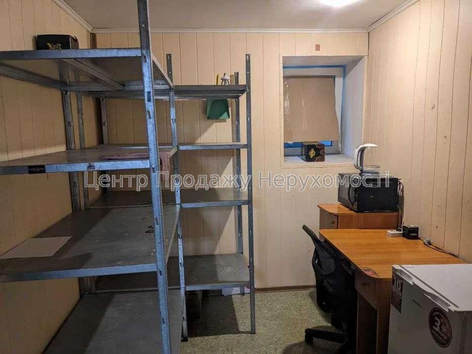 Фото Здам приміщення біля метро Наукова6