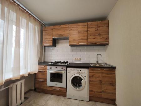 Продам 2-кімнатну квартиру