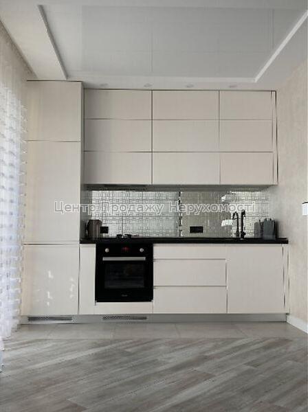 Продам 1-кімнатну квартиру в новобудові