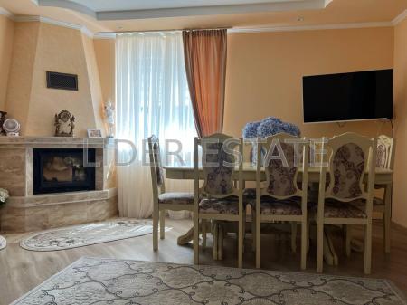 Продам 2-поверховий будинок