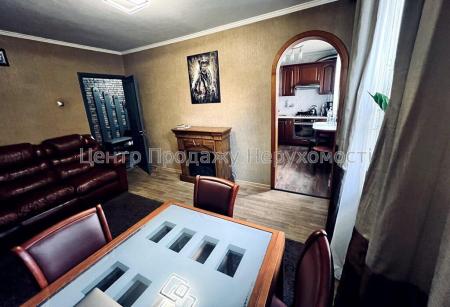 Продам 3-кімнатну квартиру