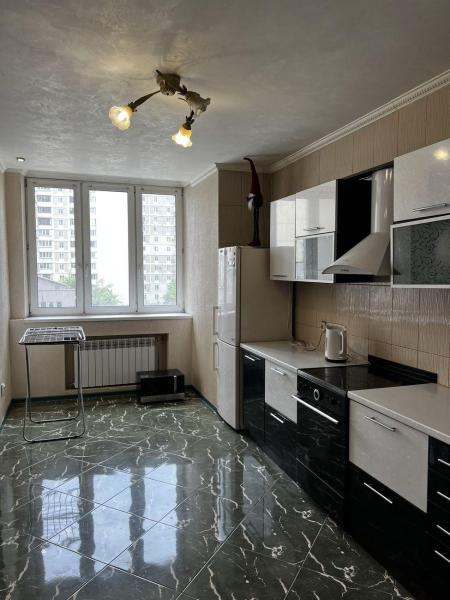 Продам 2-кімнатну квартиру