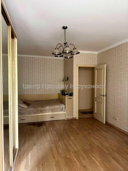 Продам 1-комнатную квартиру