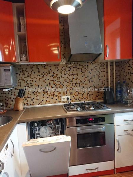 Продам 3-кімнатну квартиру