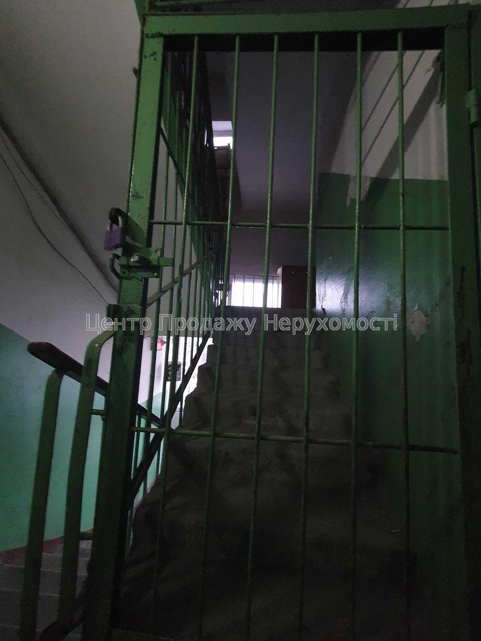 Фото Продаж квартири10