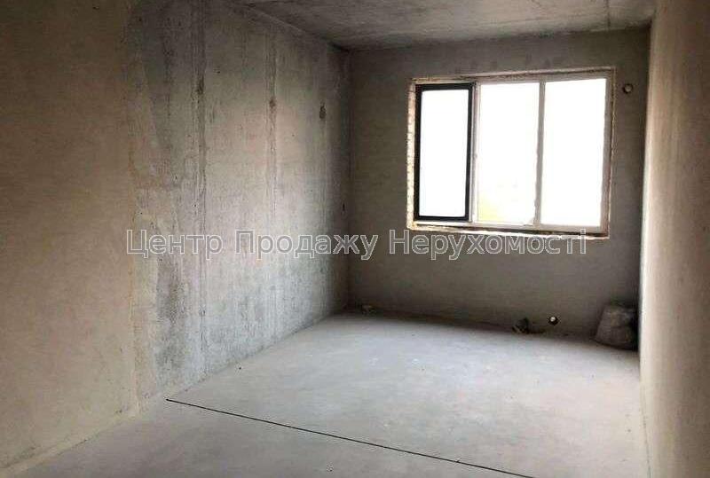 Фото Продаж 2к квартири 75 кв,метро Печерська1