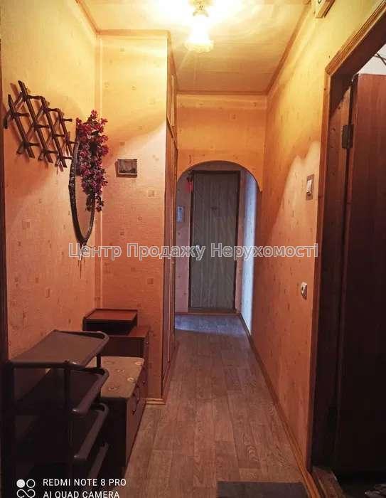 Фото Продається затишна 2-кімнатна квартира у доброму житловому стані.9