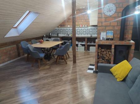 Продам 2-поверховий таунхаус