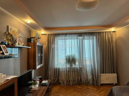 Продам 3-кімнатну квартиру