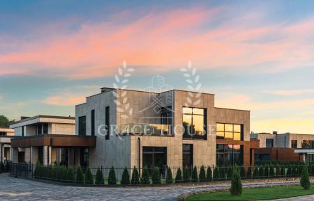 Продам 2-поверховий будинок