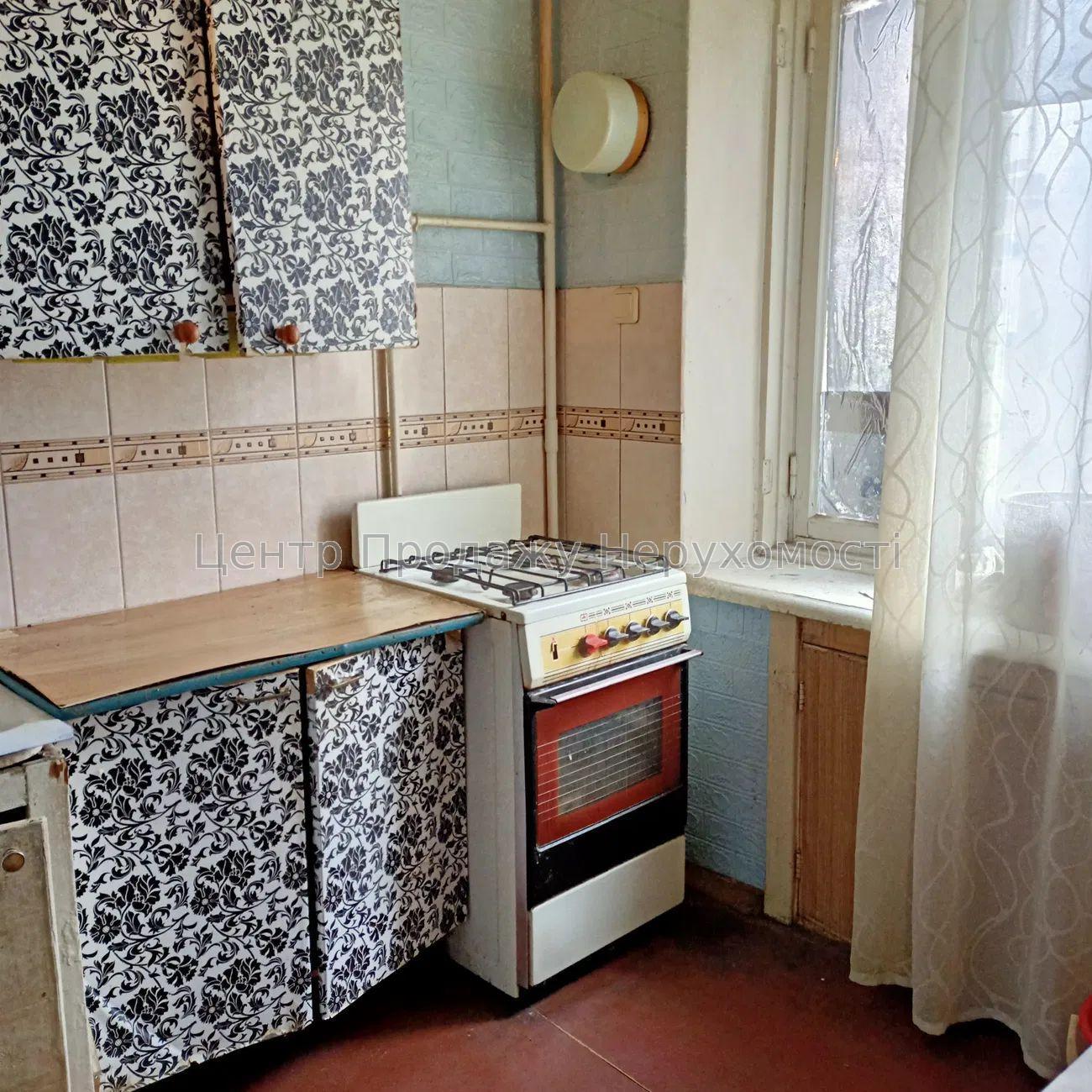 Фото Продам 2-кімнатну квартиру на Куренівці7