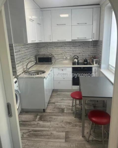 Продам 3-кімнатну квартиру