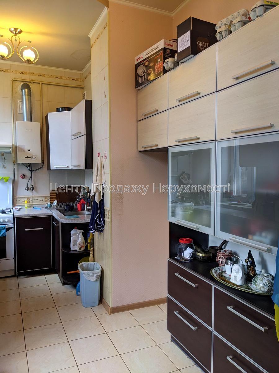 Фото Продам 3к квартиру, сталінка, вул Гіршмана1