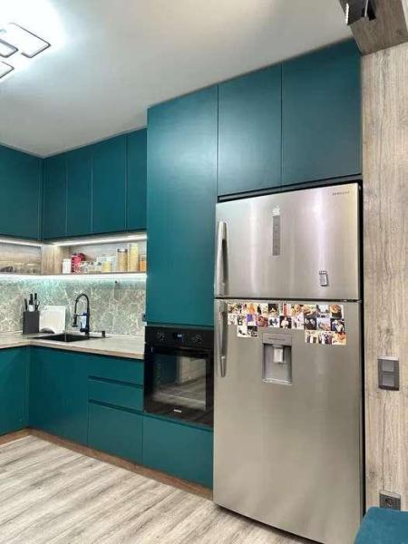 Продам 3-комнатную квартиру, ЖК Озерний Гай