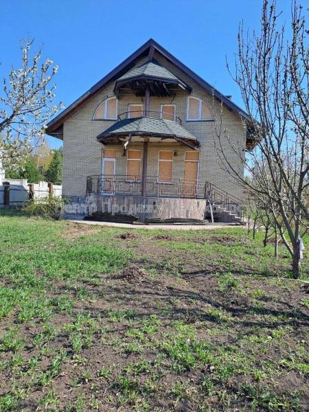 Продам 2-этажный дом