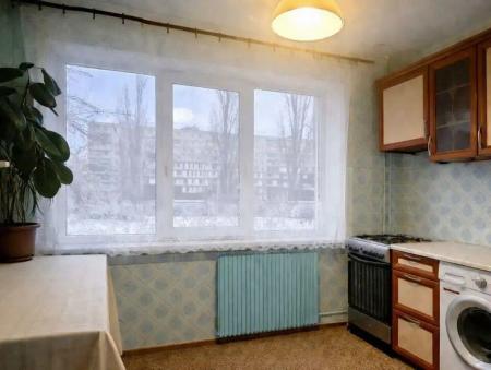 Продам 3-кімнатну квартиру