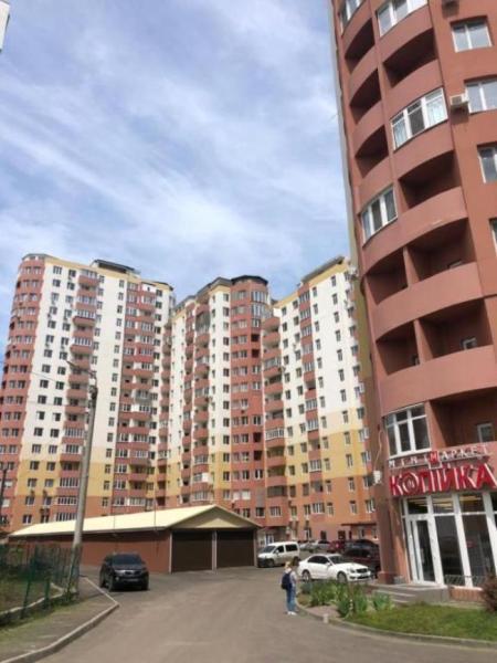 Продам 3-комнатную квартиру в новостройке, ЖК «Акапулько 2»
