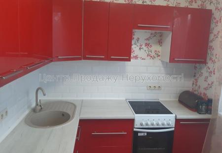 Продам 3-кімнатну квартиру