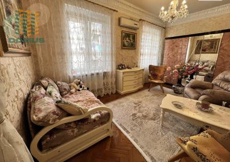 Продам 3-кімнатну квартиру