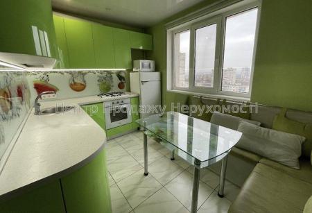 Продам 2-кімнатну квартиру