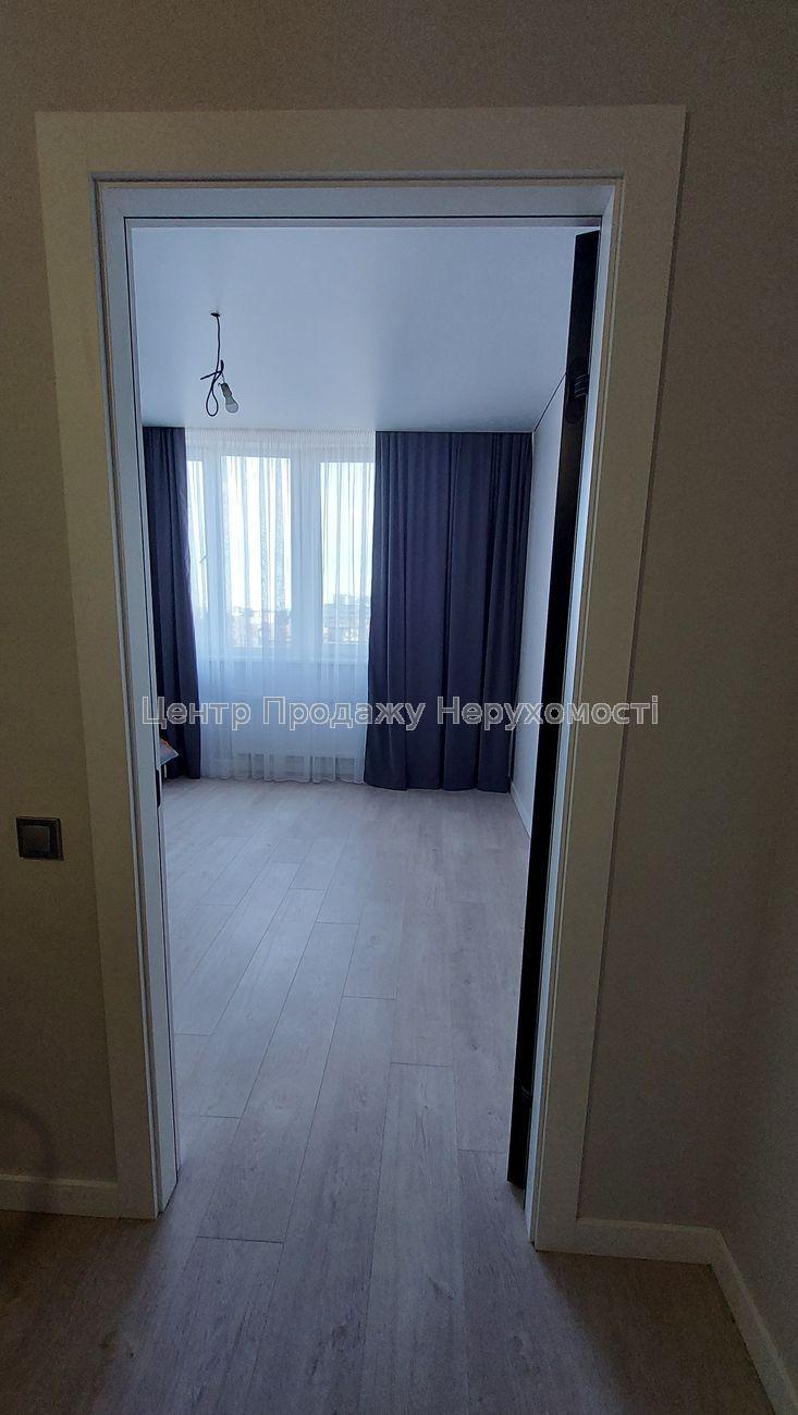 Фото Продаж квартири у Києві, 3 кімнати, 10/25 поверх, 80 м²19