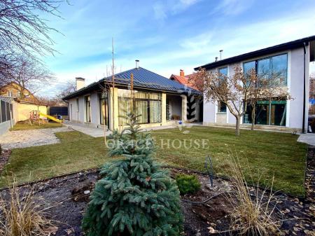 Здам 2-поверховий будинок