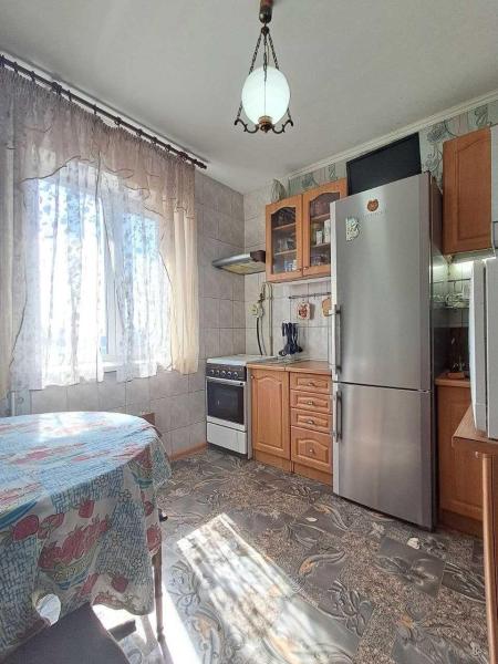 Продам 2-кімнатну квартиру