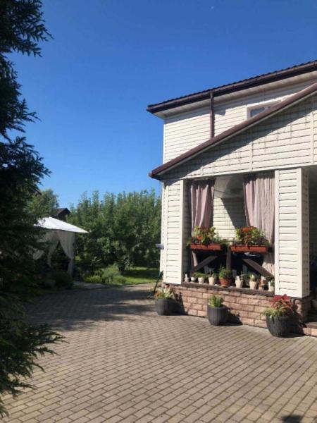 Продам 2-этажный дом