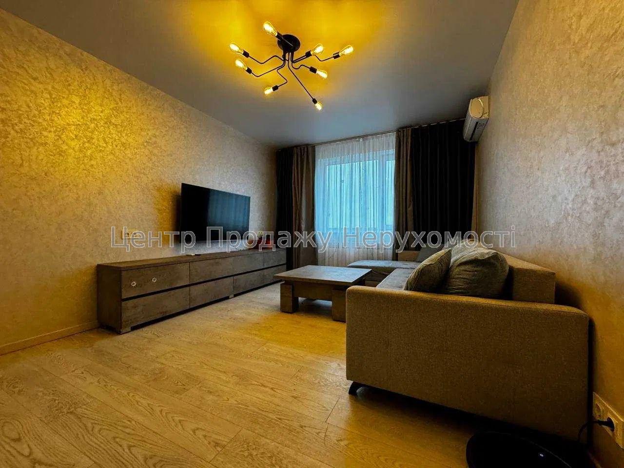 Фото Продам 3к квартиру, вул. Балакірєва, Павлово Поле9