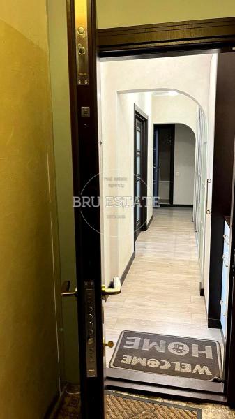 Продам 3-кімнатну квартиру