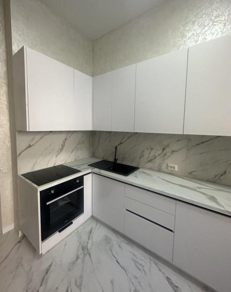 Продам 1-кімнатну квартиру в новобудові