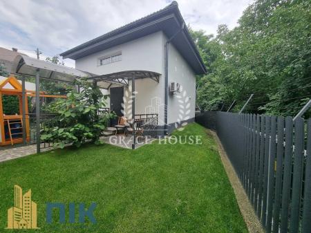 Продам 2-поверховий будинок