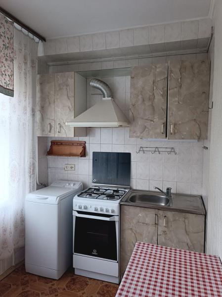 Продам 2-кімнатну квартиру