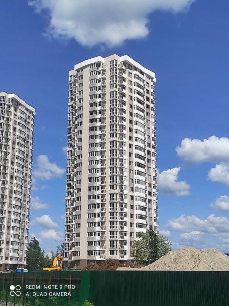 Продам 1-кімнатну квартиру в новобудові