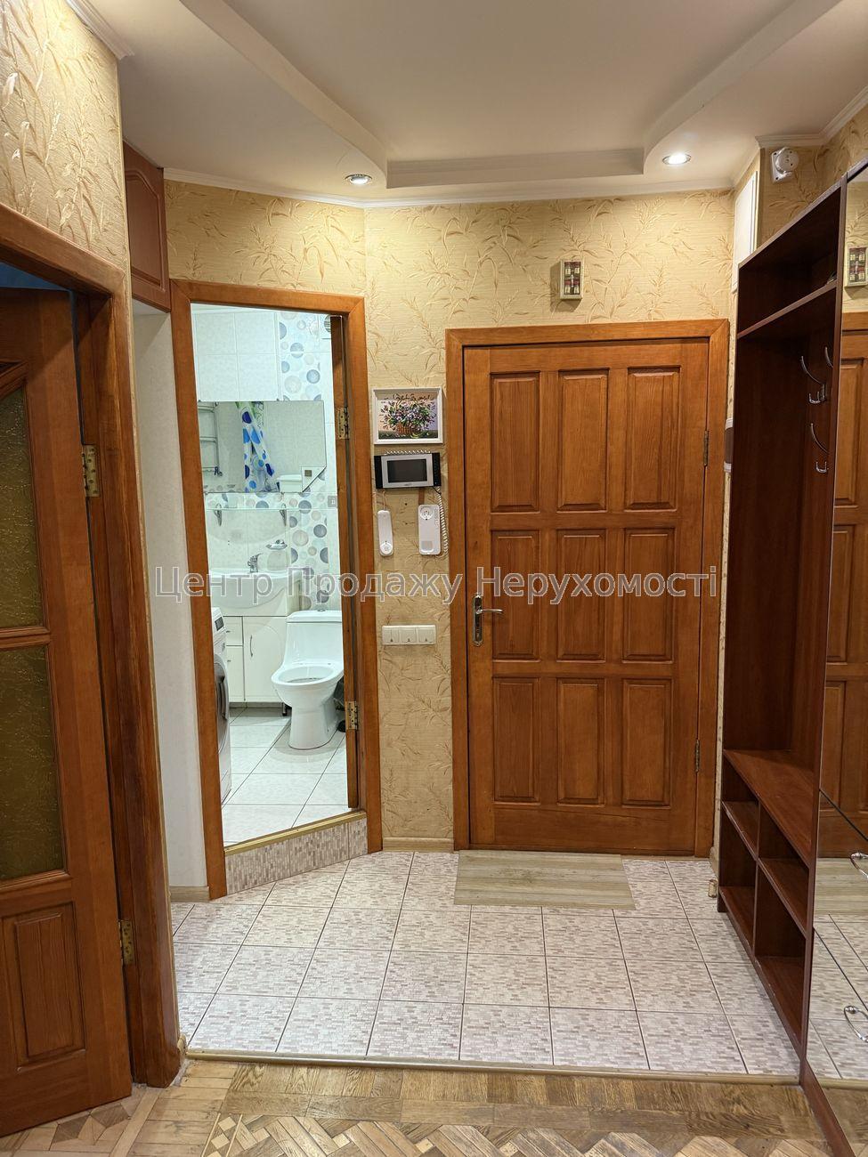 Фото Продаж 3 кімнатной квартири, Олексіївка, метро Перемоги, G818